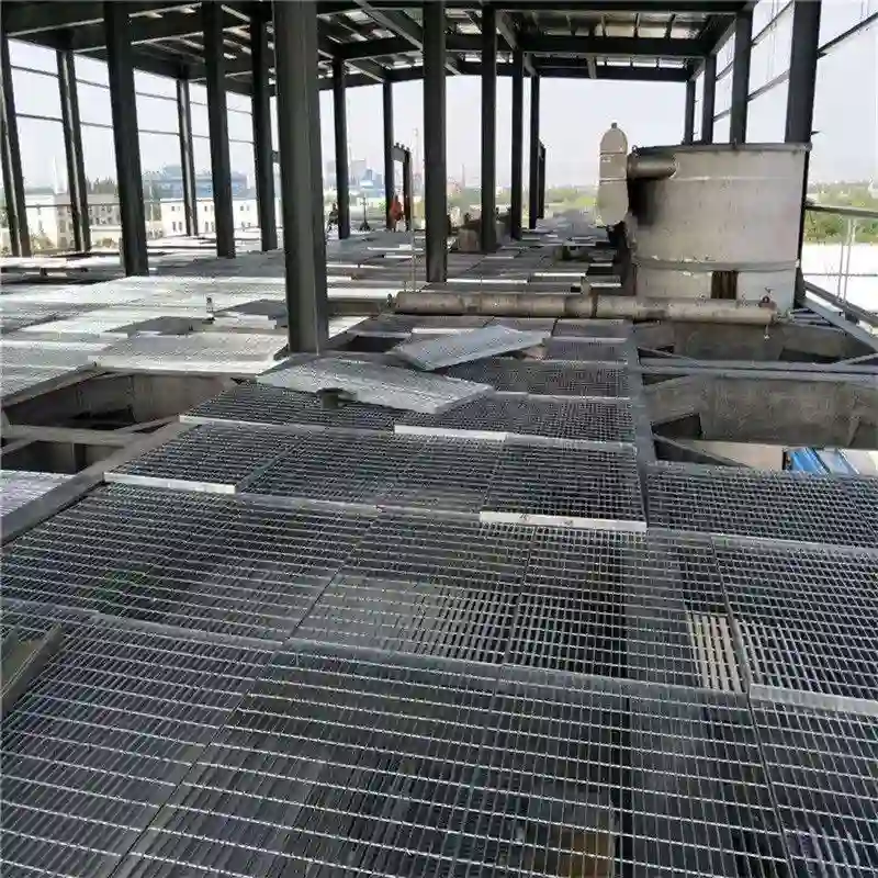 Bar Grating and Riveted Grating