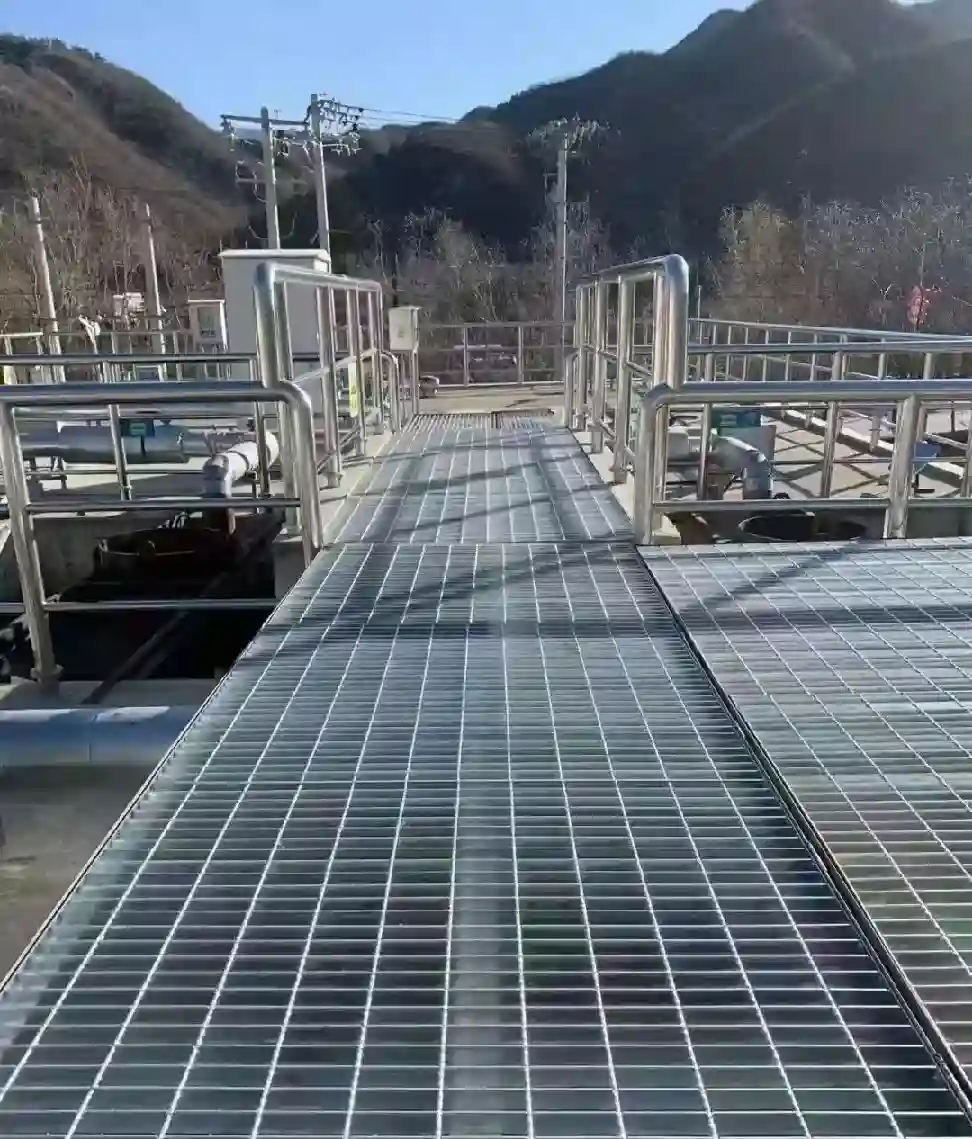 Cement Plant Steel Grating for Heavy Loads and Safe Access