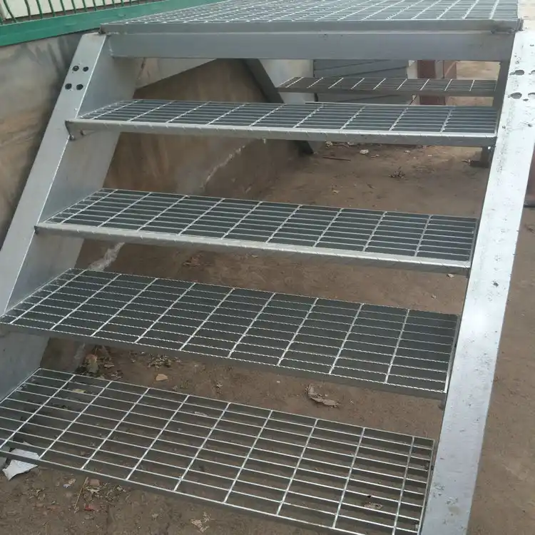Height-Adjustable Steel Grating Stairs