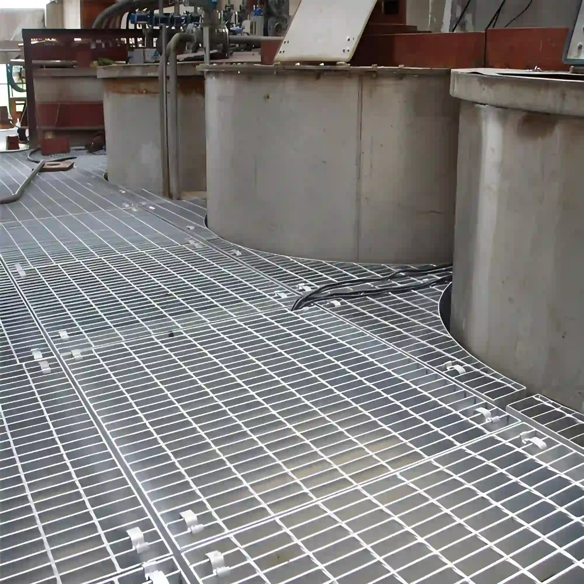 Lưới thép mạ kẽm nhúng nóng cho khu vực đặt máy biến áp