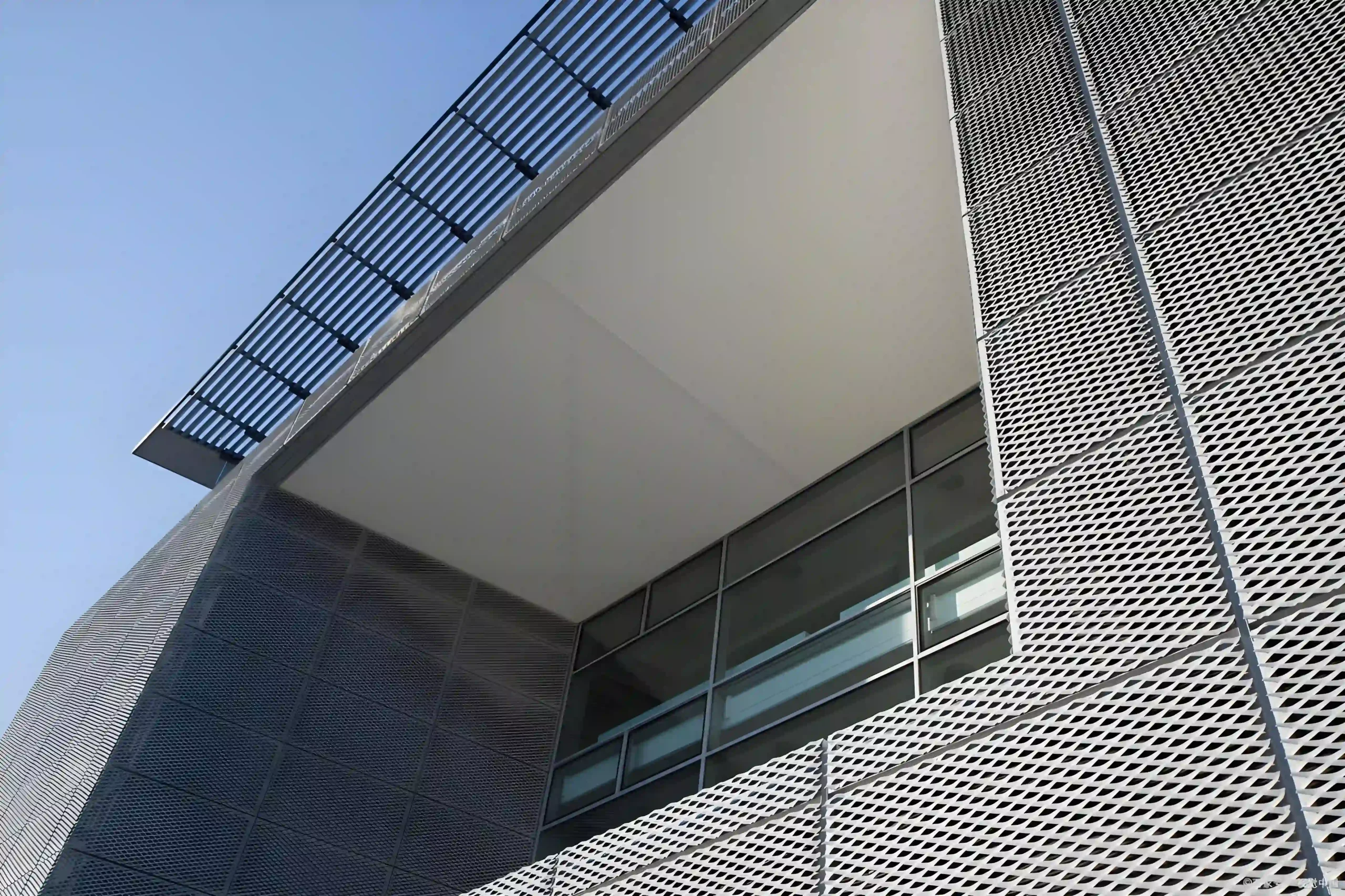 Steel Grating Facades