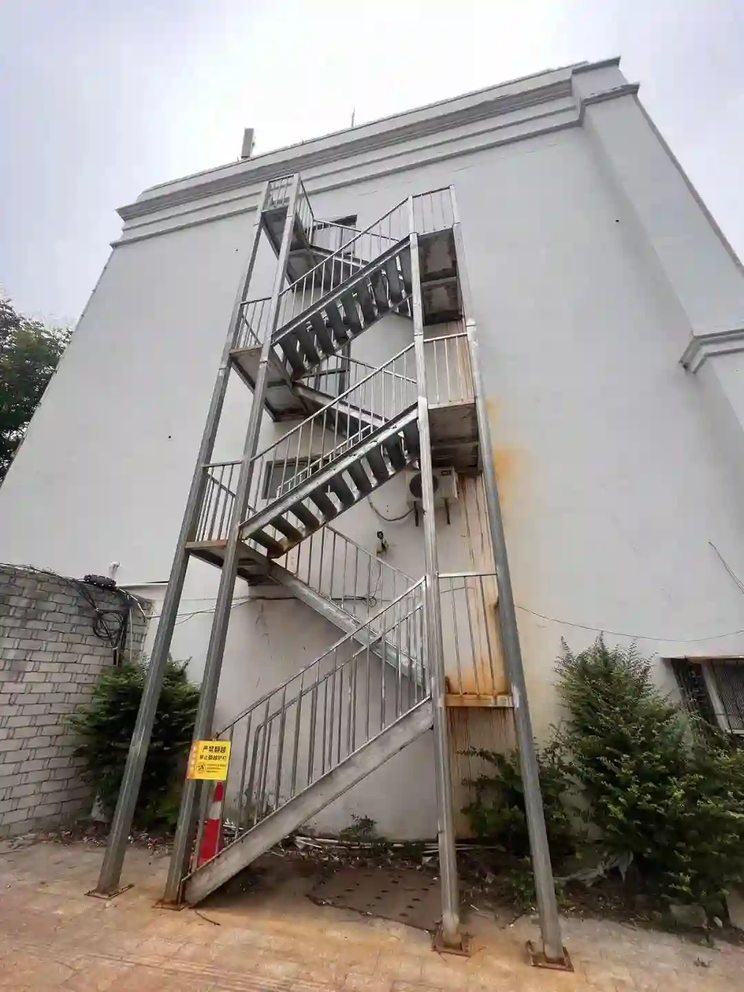 Steel Grating Fire Escape Stairs