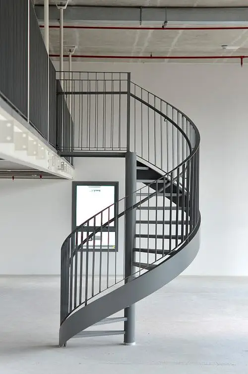 Steel Grating Spiral Stairs for Strong, Lightweight Access