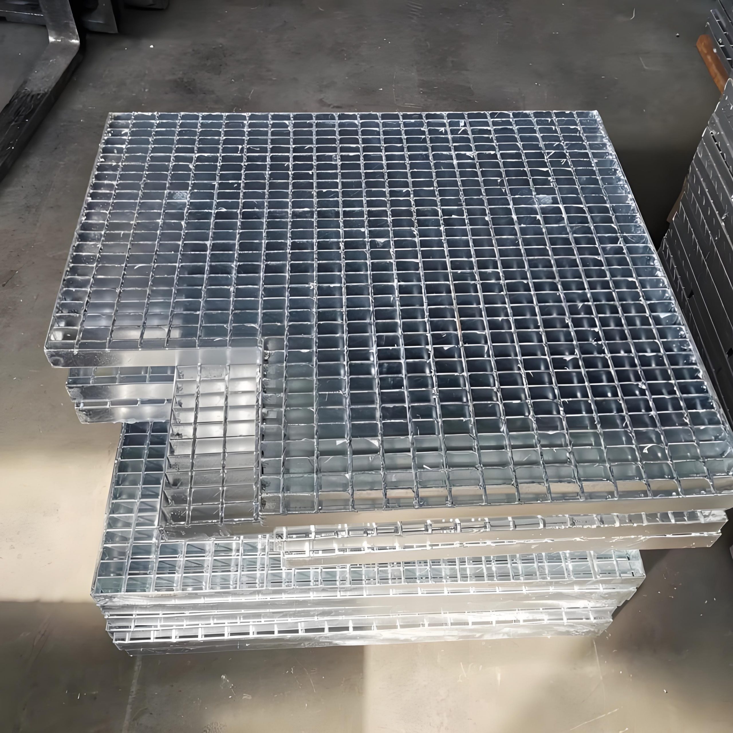 Composite steel grating