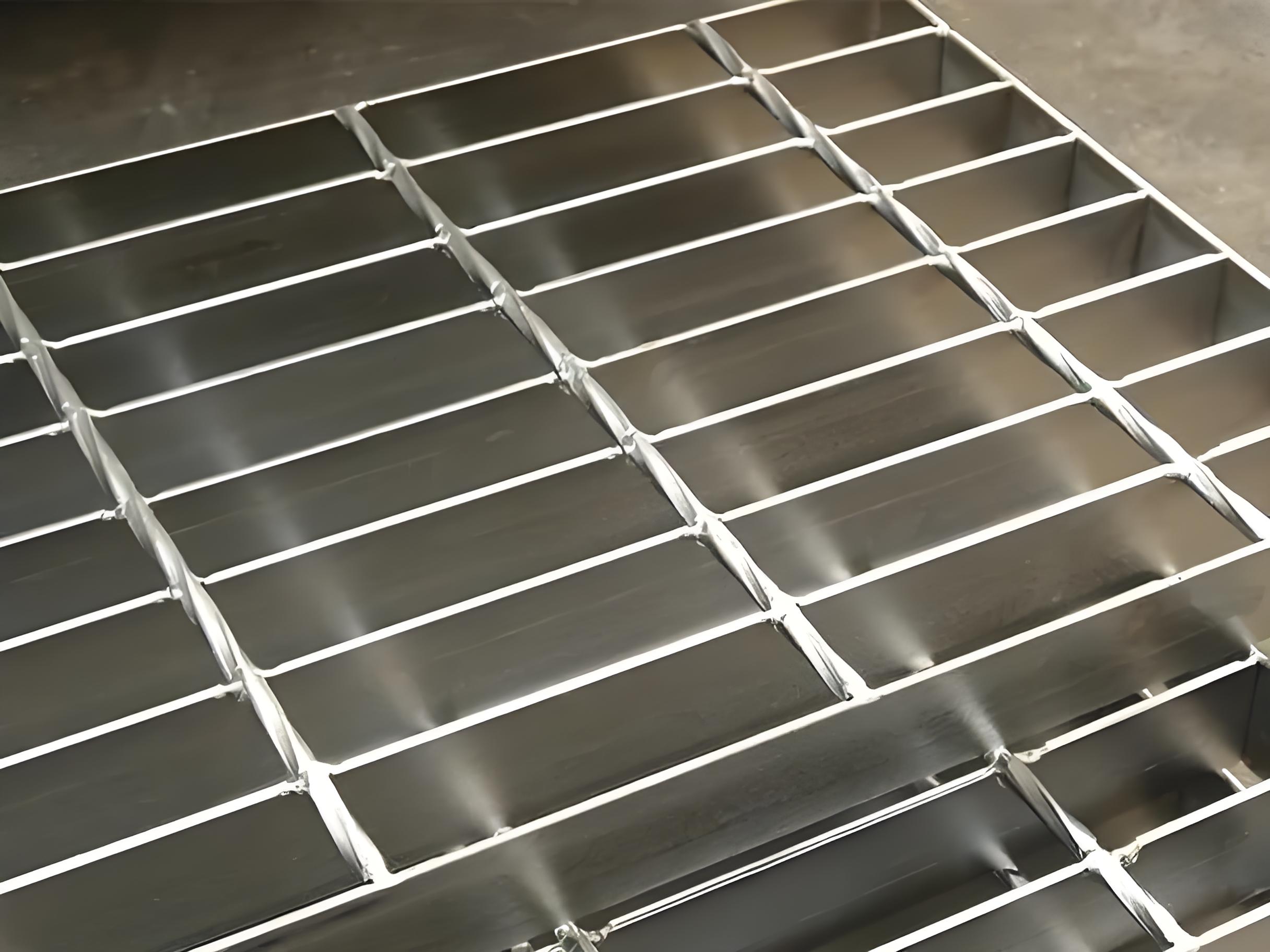 Heavy Duty Galvanized Steel Grating