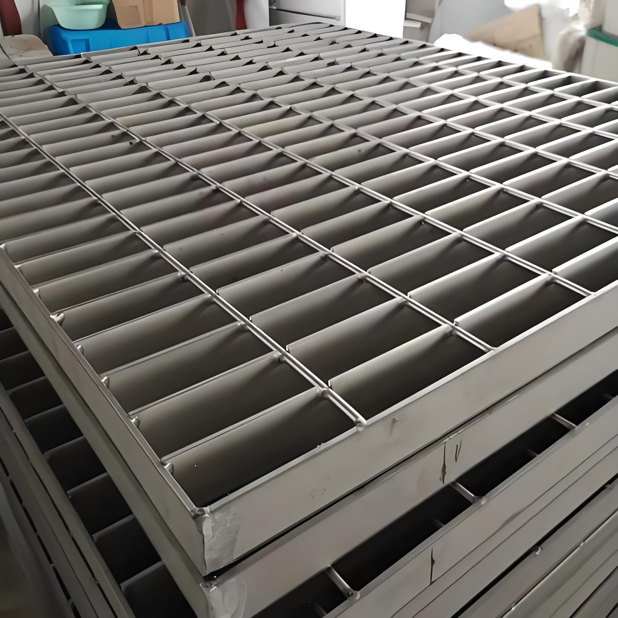 Plain Stainless Steel Grating
