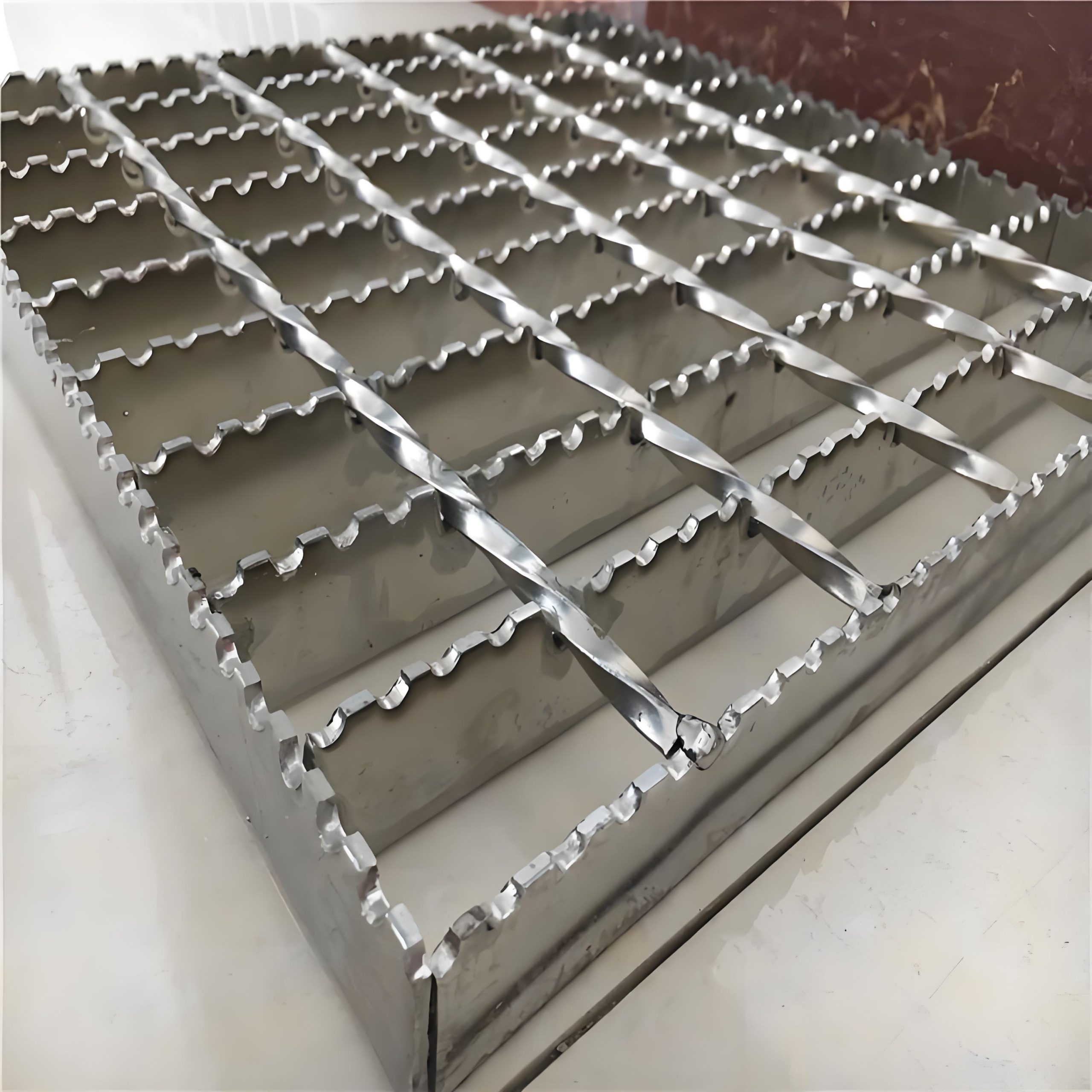 Serrated Stainless Steel Grating